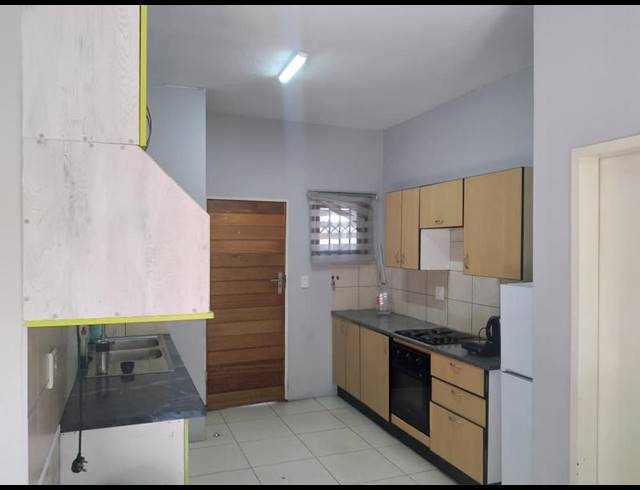 2 BEDROOM PROPERTY TO RENT IN MILPARK